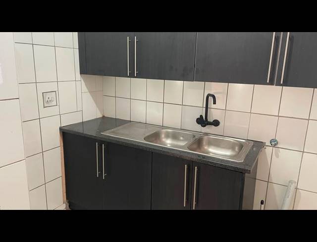 3 BEDROOM PROPERTY TO RENT IN ELDO MANOR